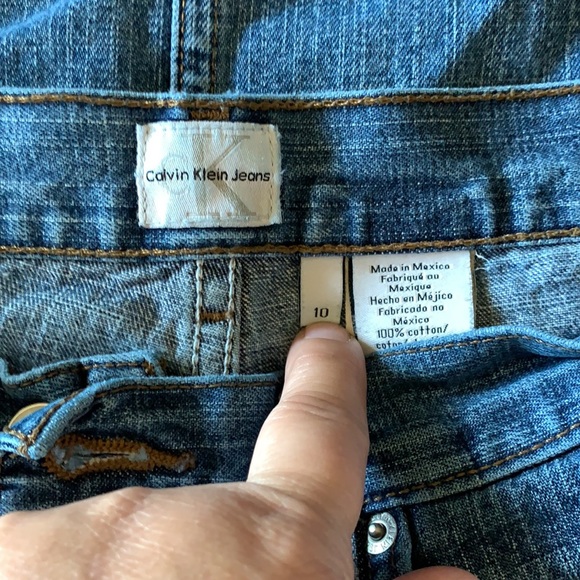 Calvin Klein Jeans mid length distressed jean skirt size 10 - Picture 4 of 7